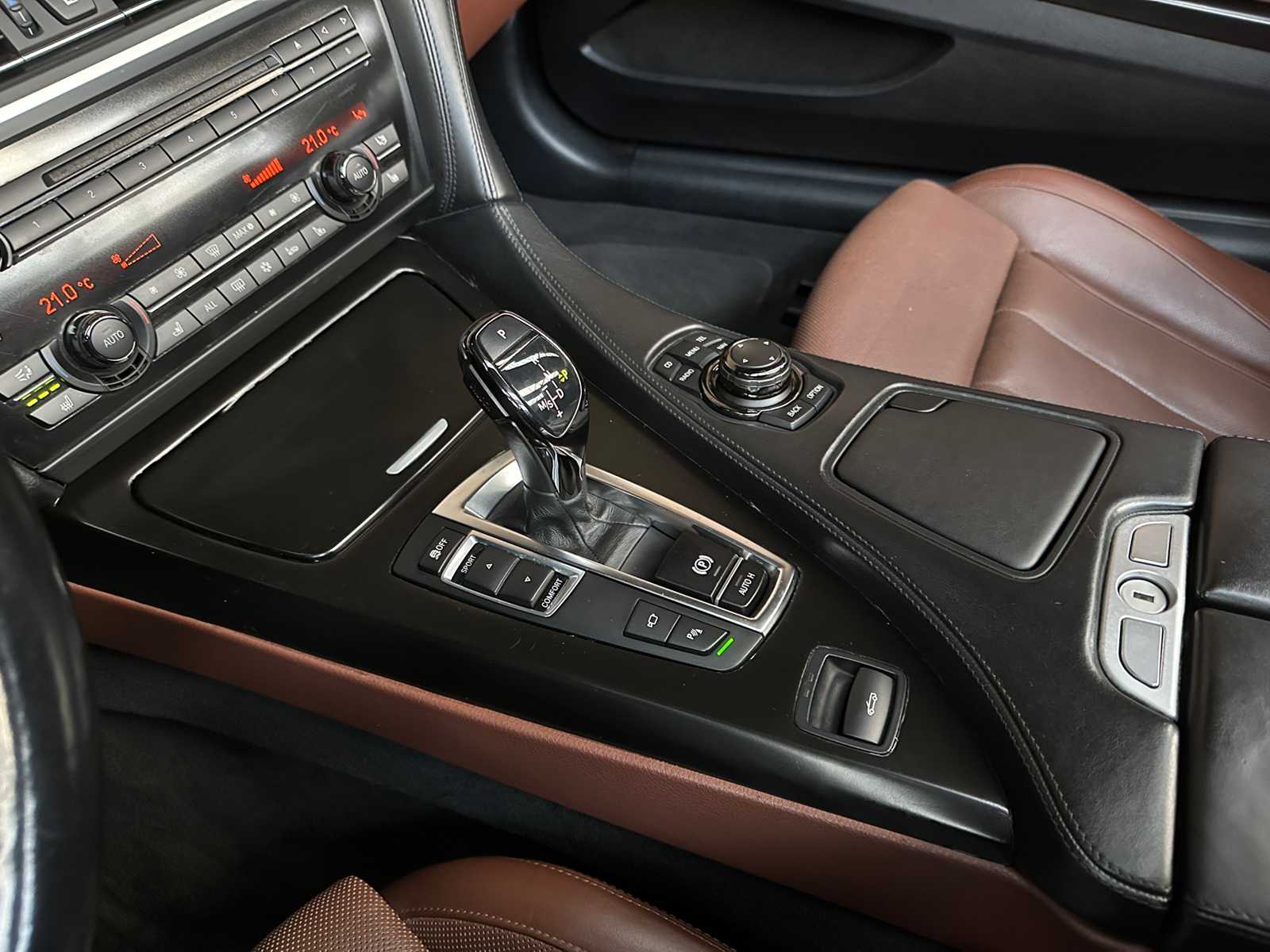 BMW Cabrio 650i High Executive 6-serie 402PK 2012, 89-TLB-9