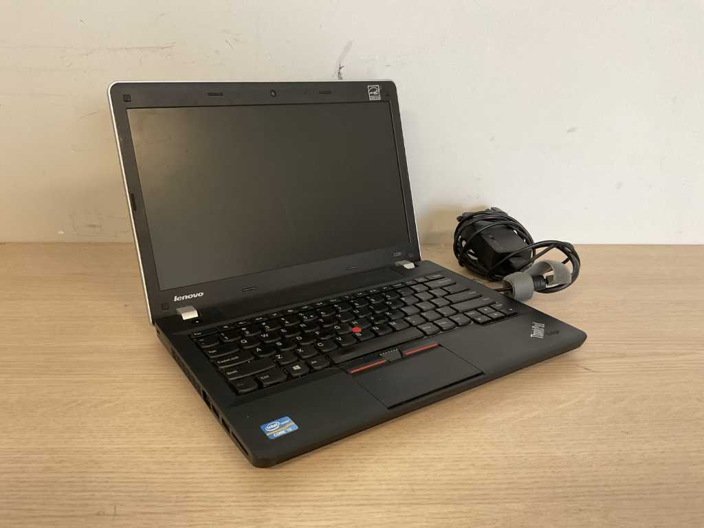Laptop - LENOVO - 3354DYG