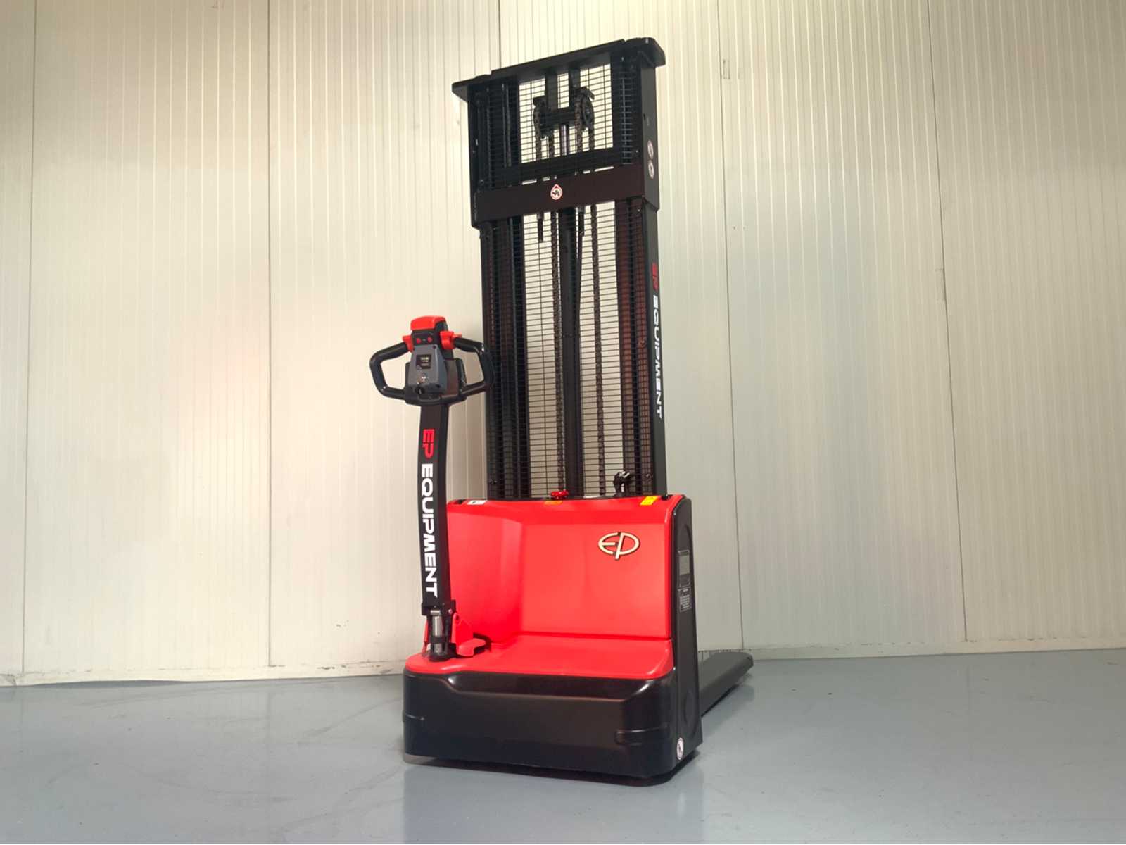 EP – EST 3.3 meter Stacker, internal loader 2025, 1200kg