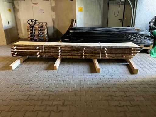 Beech bush-hammered block / trunk / 4.00m long / diameter approx. 45 cm / sawn in 60mm / 5 planks, air-dried