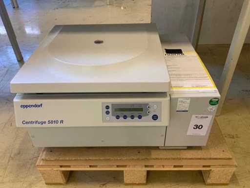 Eppendorf 5810 R Centrifuge