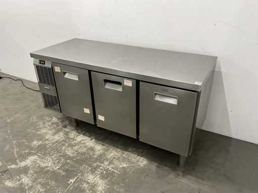 Electrolux – Chłodniczy stół warsztatowy