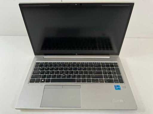 HP EliteBook 850 G8 15.6", Core(TM) i5 11a generazione, 16 GB di RAM, 256 GB NVMe Laptop