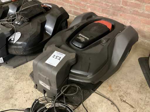 Husqvarna Automäher 450x Roboterrasenmäher
