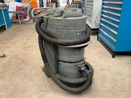 Nilfisk Advance GM 626 Industrial Vacuum Cleaner