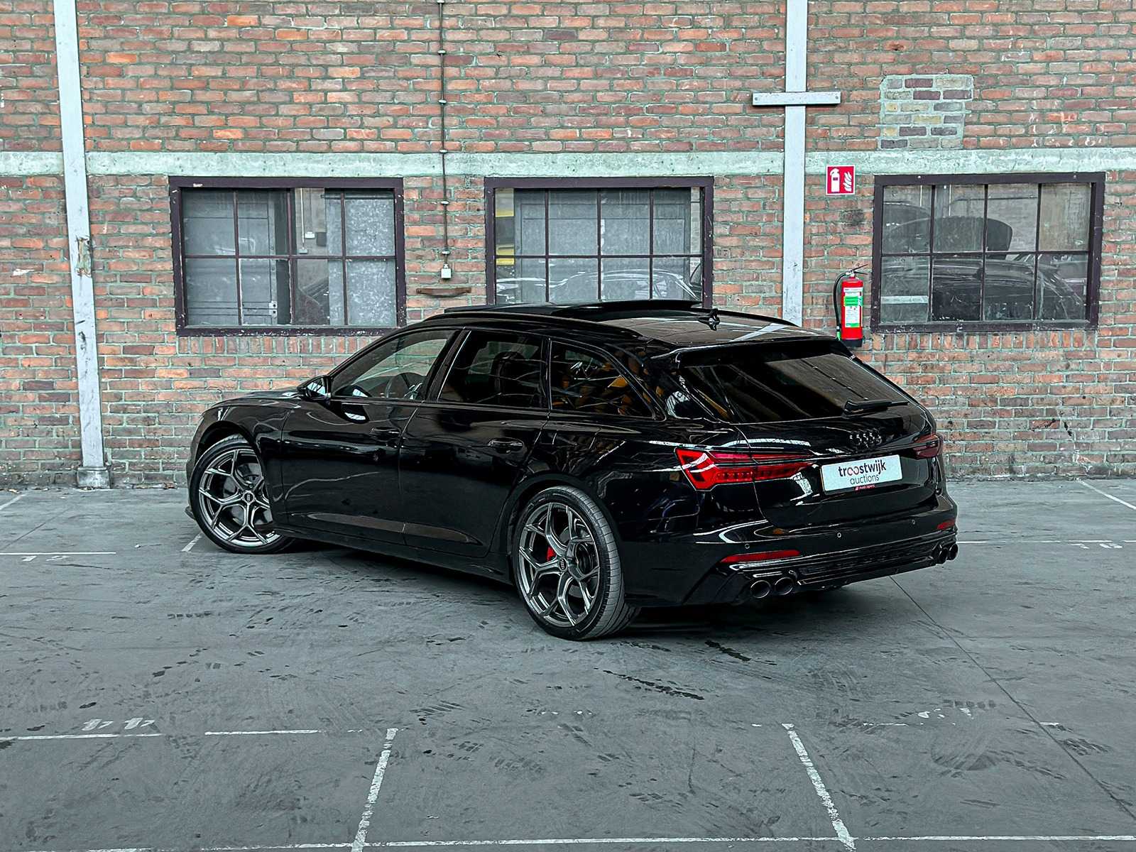 Audi A6 Avant 55 TFSI e Quattro Pro Line S Competition 367pk 2023 (Plug-In Hybrid), HLJ-85-T