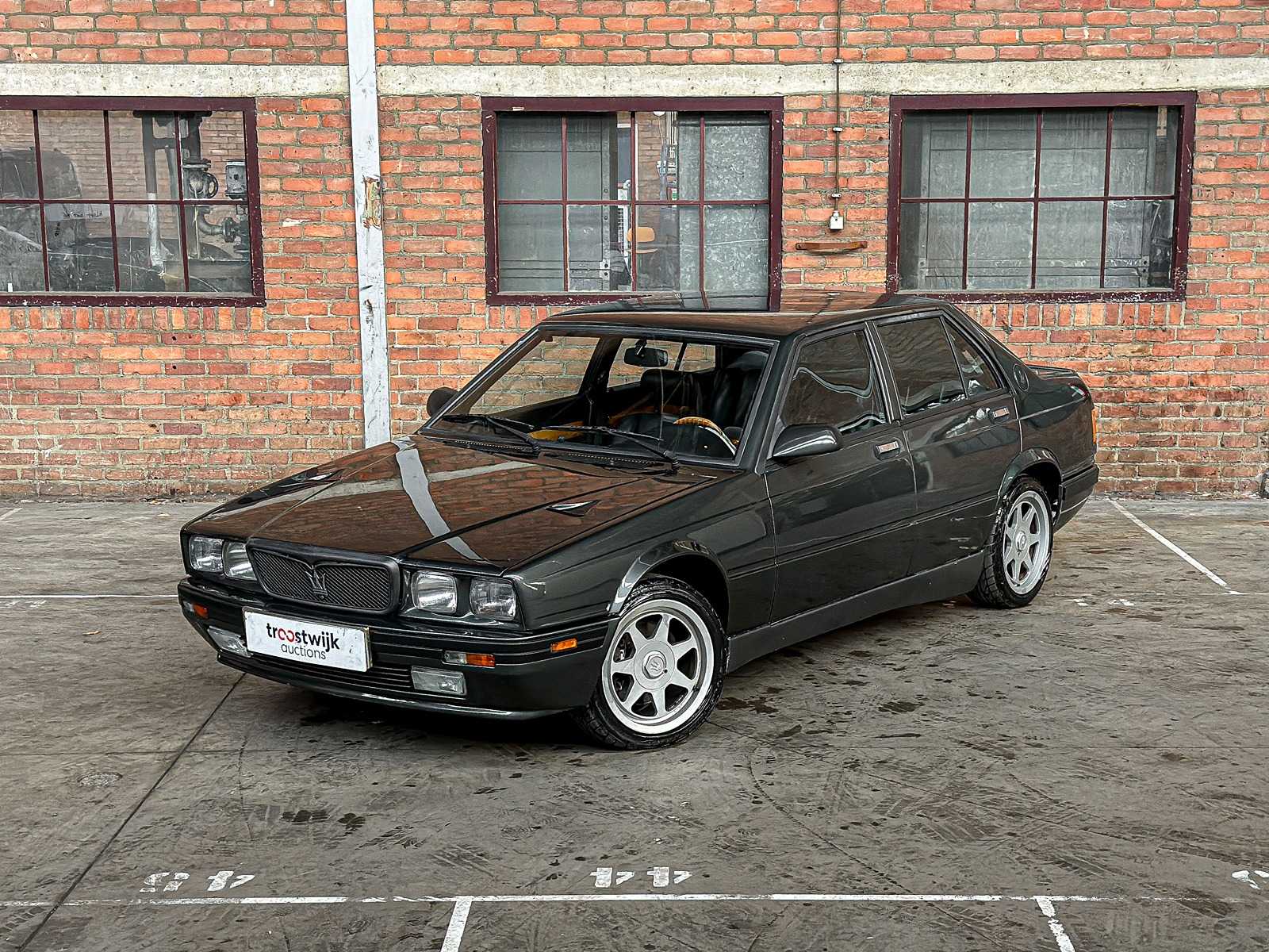 Maserati 424 245pk 1990, SJ-ZH-13