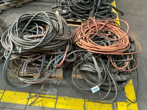 Lotto di tubi per ossitaglio e vari