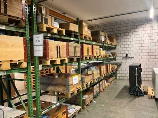 Pallet rack without contents