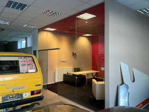 Kamerscheiding / scheidingswand van glas