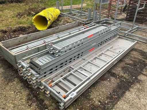 Dismantled scaffolding rack