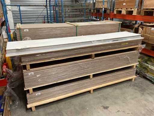 Un set de panouri de perete, aproximativ 29 de piese