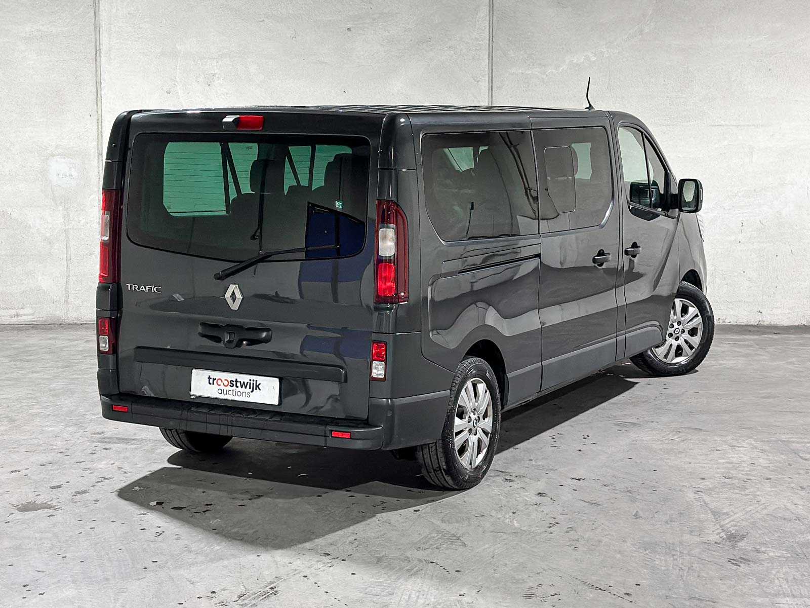 Renault Trafic 2.0 9-Persoons 150pk 2023 Bedrijfswagen