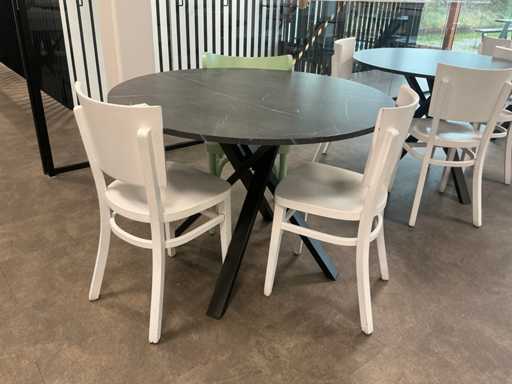 Table de cantine avec 3 chaises (4x)