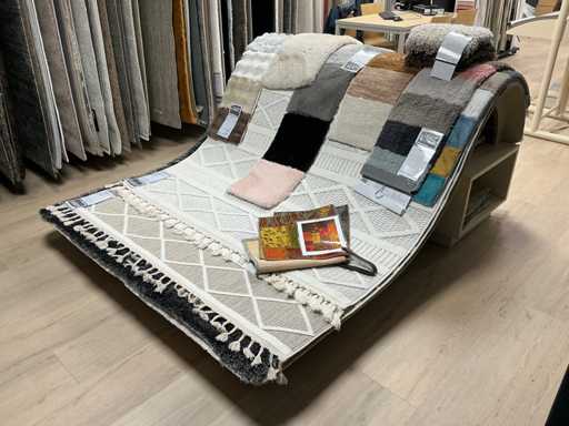 Wooden carpet display