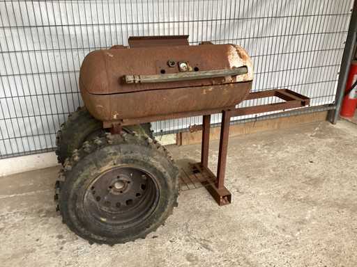 Crossbbq - Grill z węglem drzewnym