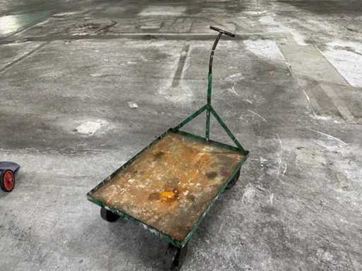 Chariot à plateforme
