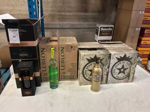 Lotto di liquore, whiskey, vodka e gin