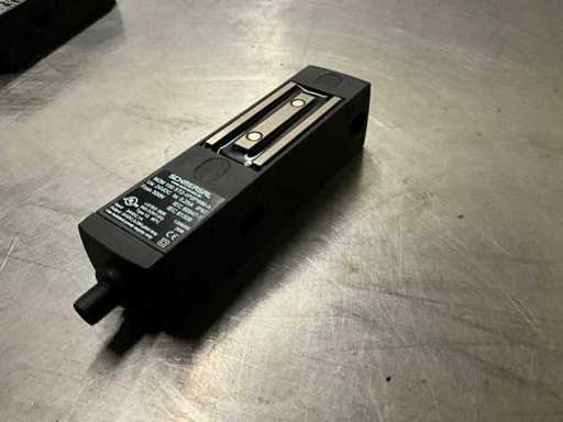 Schmersal MZM 100 ST-2 Serrure magnétique (11x)