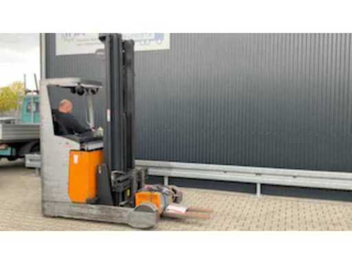 8ecf84d4-9988-4fe1-84cf-ee4ce755da3f.mp4