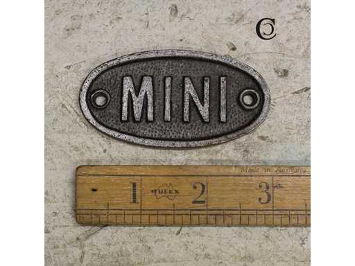 (8x) IJzeren Muurplaat - Mini - 7.5 cm