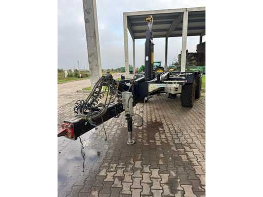 PRONAR T286 Porte-conteneurs