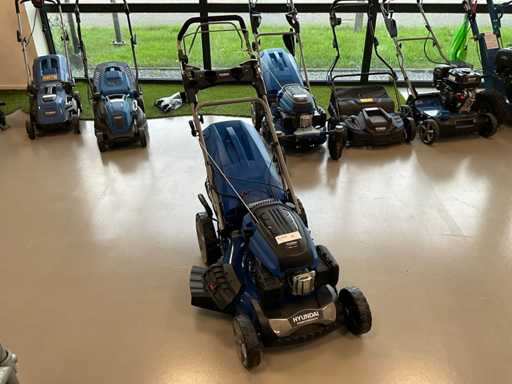2021 Hyundai 57024 Lawn Mower