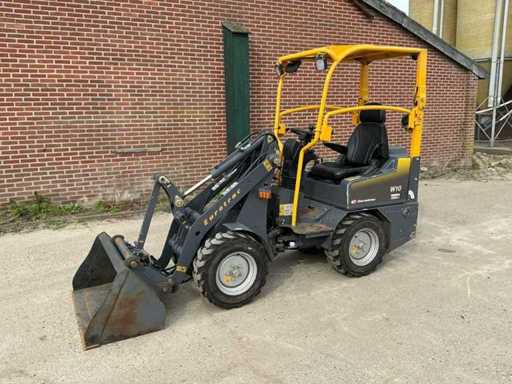 Pelle Eurotrac W10 2011