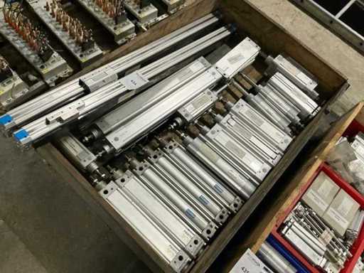 Série de bouteilles pneumatiques Festo