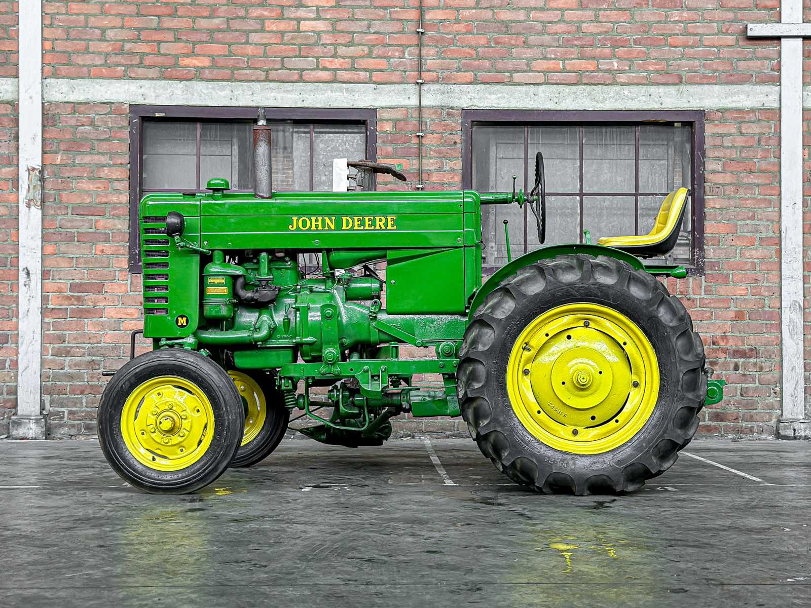 John Deere Model M 2-Cilinder 20pk 1952 Trekker Oldtimer