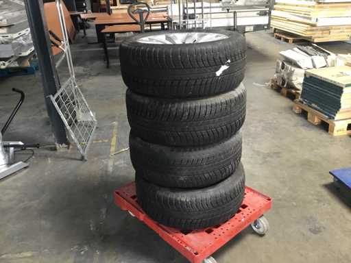 Pneus hiver BMW (4x)