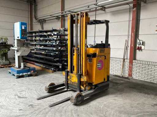 1980 Jungheinrich ETVA 12.5 525DZ Reach truck