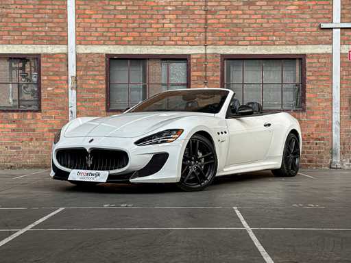 Maserati MC Stradale Gran Cabrio 4.7 V8 -MC Sportline- 460pk 2015 GranTurismo