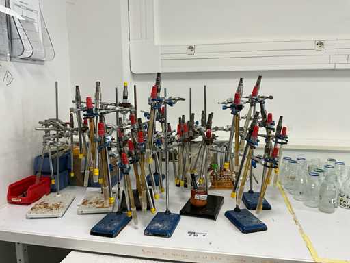 Lot de supports de tubes