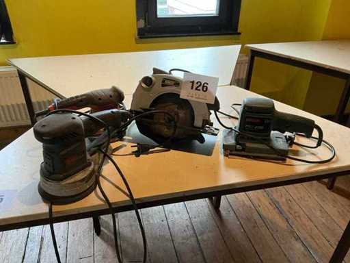 Various contractor equipment (4x)