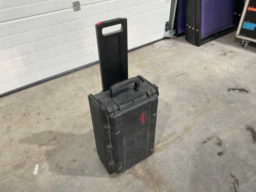 SKB Studio flyer Pelican case