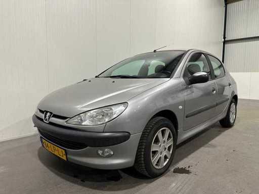 Peugeot 206 1.4 XT 84-LP-LJ