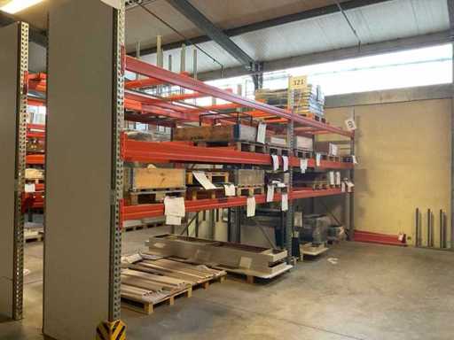 Zware plank, met inhoud