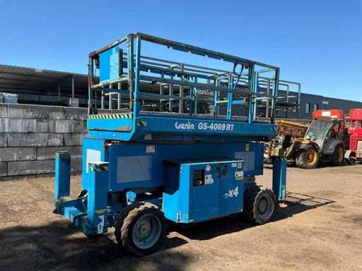 Platforma do pracy powietrznej Genie GS 4069 RT z 2012 roku
