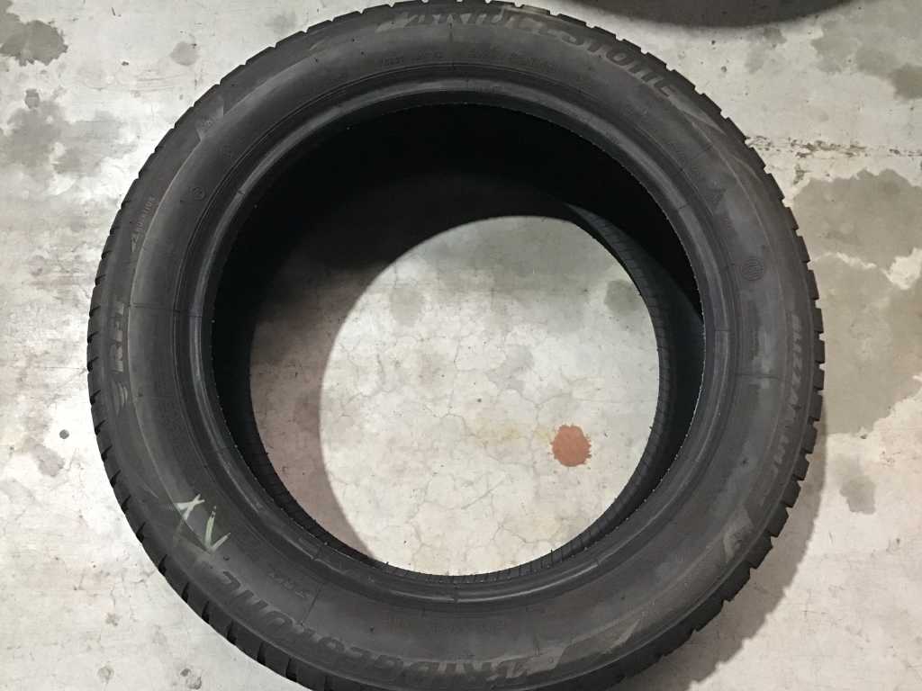Bridgestone Winter Tyres Car Tyre