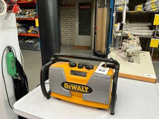 DeWalt DC010-GB/QW Radio