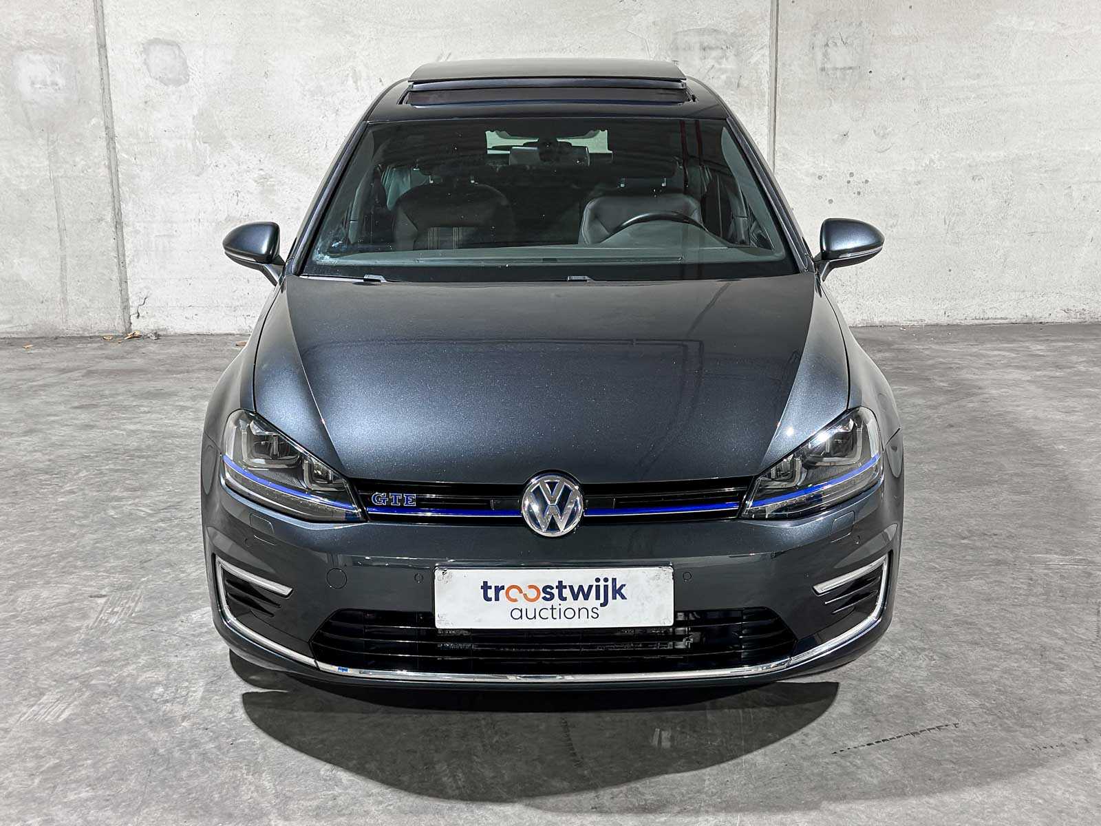 Volkswagen Golf GTE 1.4 TSI 204pk 2015 (Origineel-NL), 1-ZNB-51