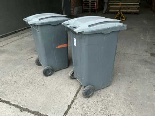 Contenitore dei rifiuti (2x)