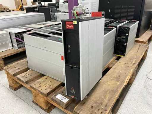 Danfoss VLT 5002 175Z0536 Convertisseur de fréquence (15x)