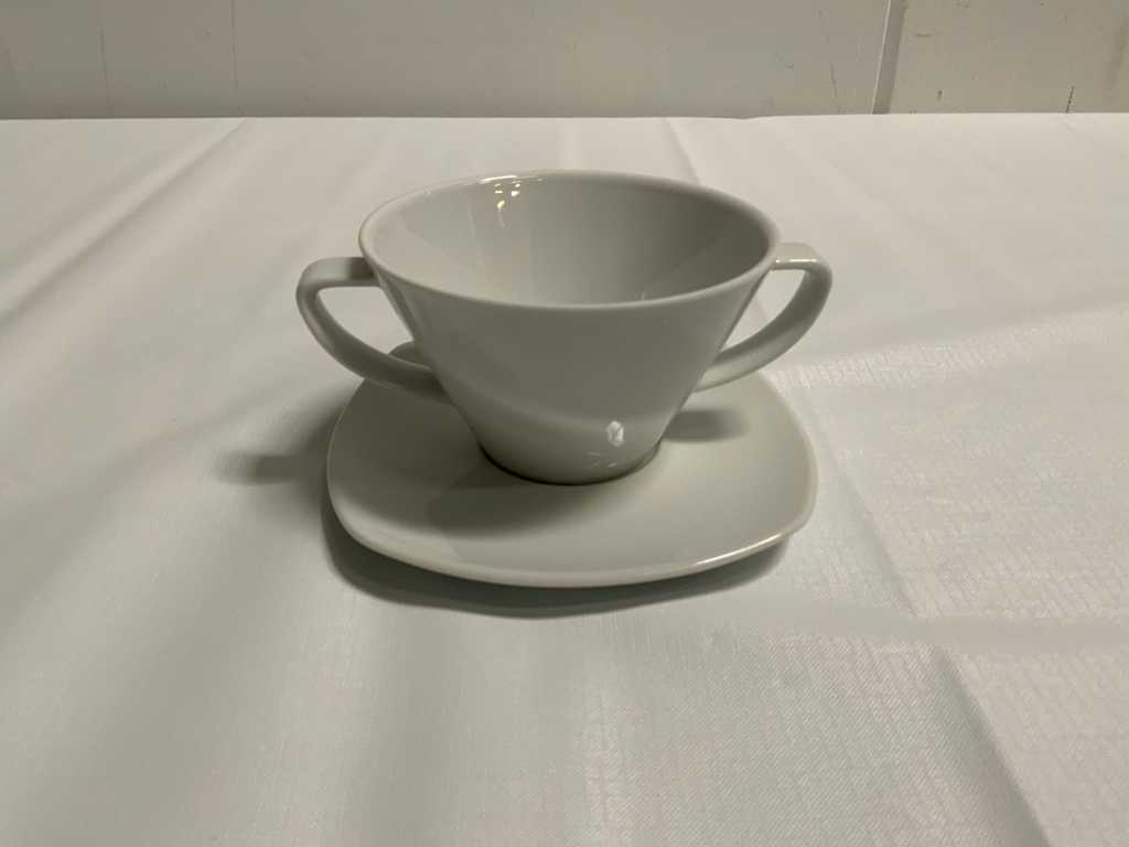 Bauscher 300x Soup Cups with Saucers