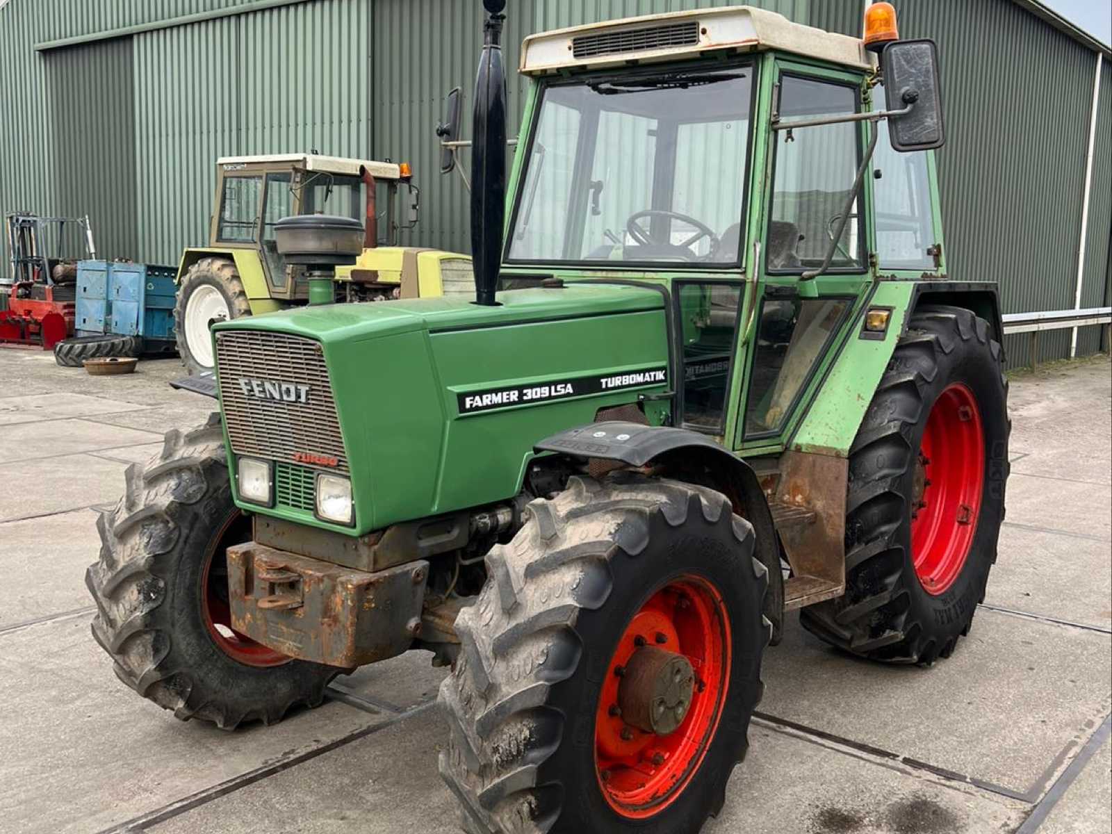 1987 Fendt Farmer 309 LSA All-wheel drive farm tractor