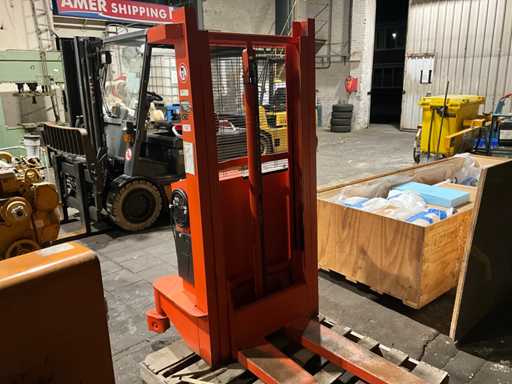 Transpallet elettrico Rebel RF 10024