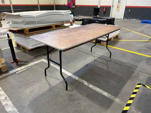 Foldable Garden Table (2x)