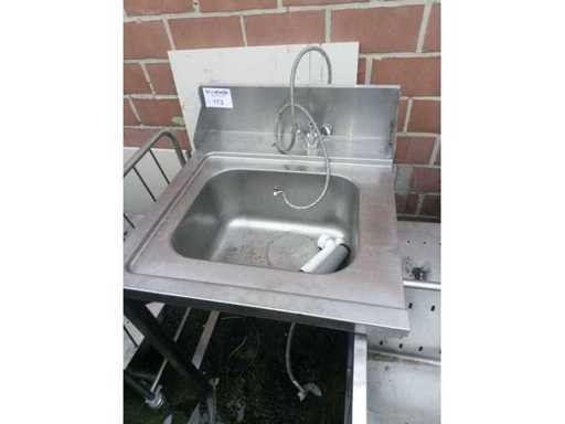 Los von 6 Küchenmöbeln aus Edelstahl 