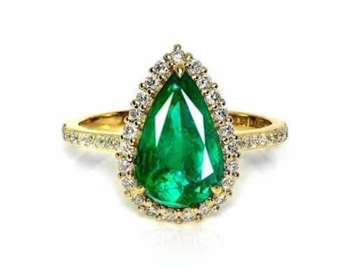 Luxe ring in natuurlijke Zambia Green Emerald 3,06 karaat